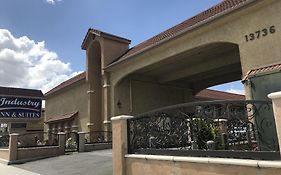 Industry Inn & Suites